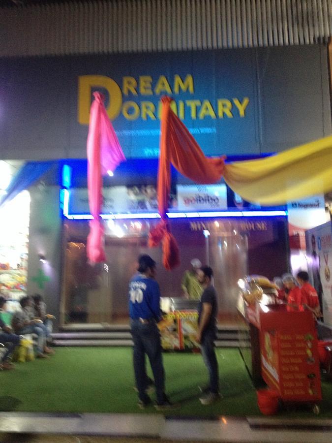 Dream Dormitory มุมไบ ภายนอก รูปภาพ